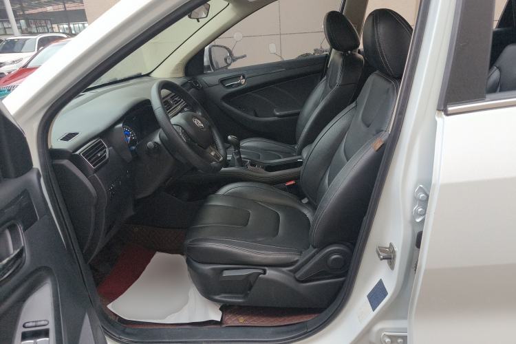 Used Dongfeng Fengon 580 2016 1.5T Manual Luxury Version