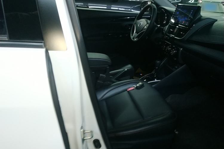 Used Toyota YARiS L 2022 X-Trail 1.5L CVT Luxury PLUS Edition