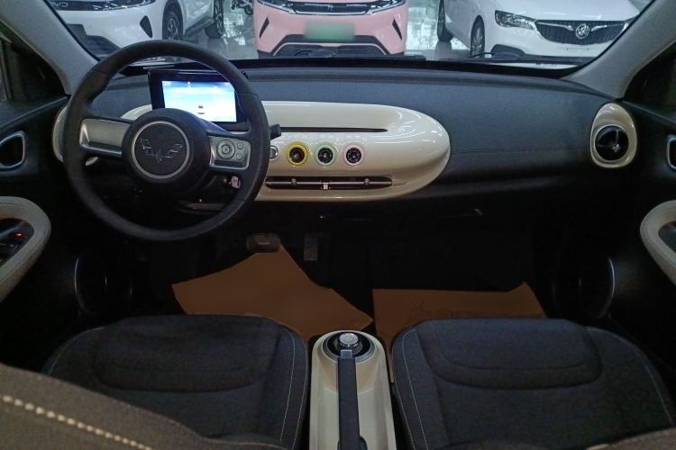 Used Wuling Bingo 2023 203km Light Edition