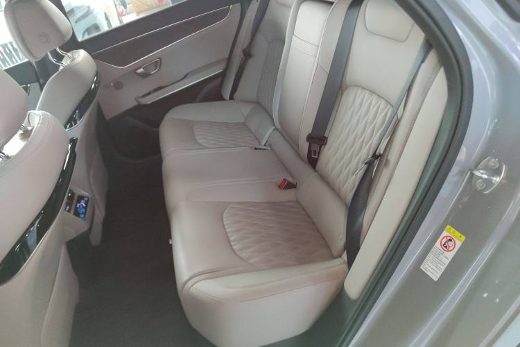 Used BYD Han 2025 EV with 701 km of Laser Radar-Enabled Intelligent Driving
