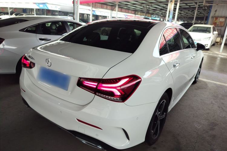 Used Mercedes-Benz A-Class 2022 Second Facelift A 200 L Sport Sedan Fashion Version
