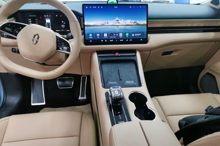 Used Hima AITO M5 2024 Extended-Range Max Rear-Wheel Drive Advanced Intelligent Driving Version
