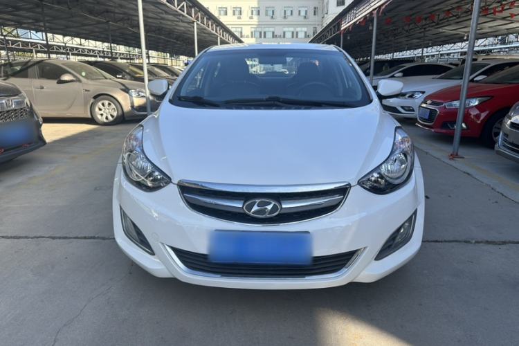 Used Hyundai Elantra 2015 1.6L Automatic Fashion Model

