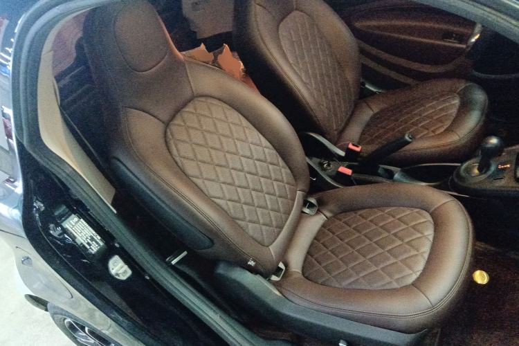 Used  fortwo 2019 0.9T 66kW Hardtop Wind Power Edition China VI
