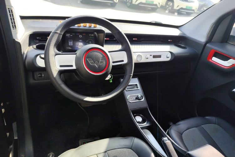 Used Wuling Hongguang MINIEV 2022 GAMEBOY 200km Gaming Edition with Lithium Iron Phosphate