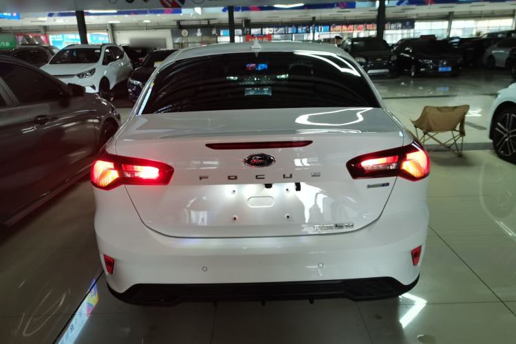 Used Ford Focus 2022 Sedan EcoBoost 180 Automatic Performance Edition
