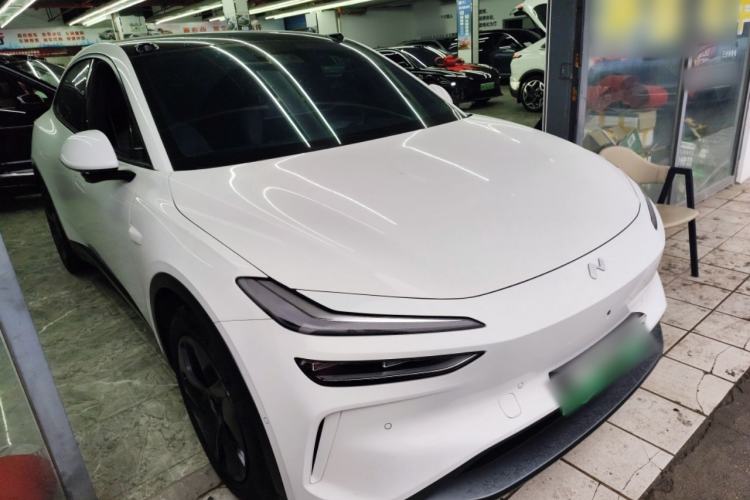 Used ONVO L60 2024 60 kWh Rear-Drive Version