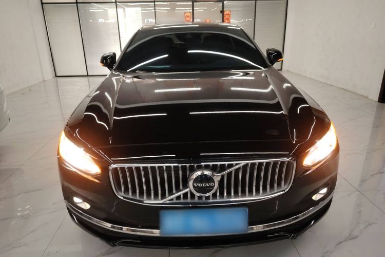 Used Volvo S90 2021 B5 Zhiyi Luxury Edition
