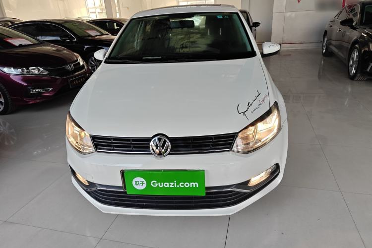 Used Volkswagen Polo 2016 1.6L Automatic Comfort Model