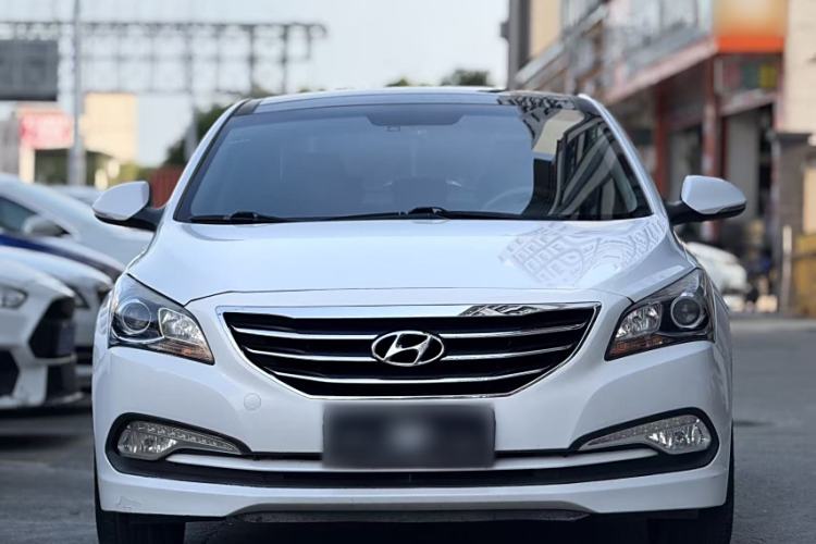 Used Hyundai Mistra 2014 1.8L Automatic Smart GLS
