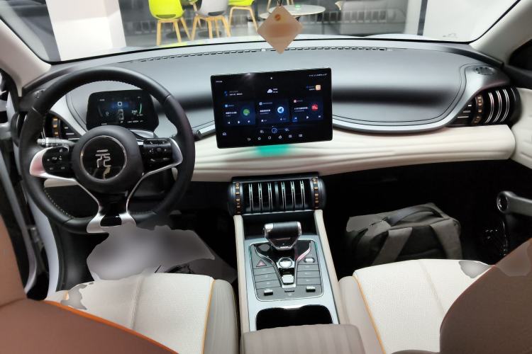 Used BYD Yuan PLUS 2024 Honor Edition 430KM Leading Model
