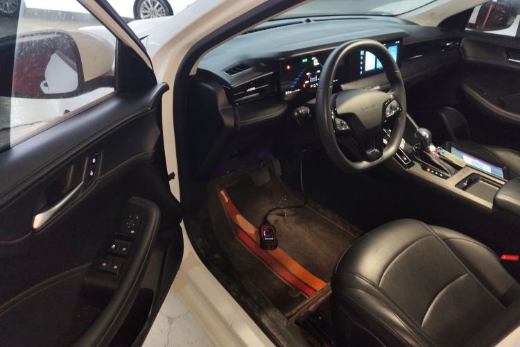 Used Roewe i5 2023 1.5L CVT Luxury Edition