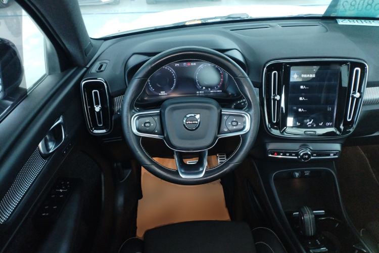 Used Volvo XC40 2021 T4 Four-Wheel Drive Smart & Sporty Edition
