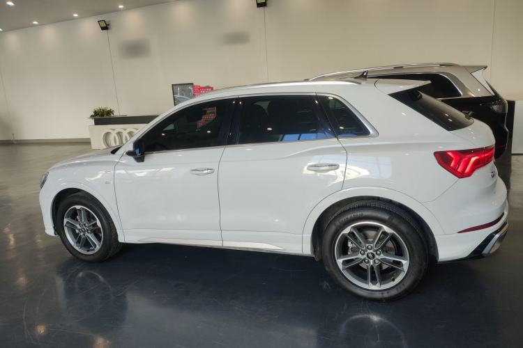 Used Audi Q3 2024 35 TFSI Ambition Dynamic Edition