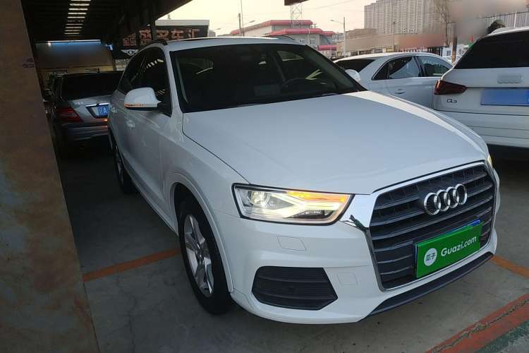Used Audi Q3 2017 35 TFSI Fashion Model
