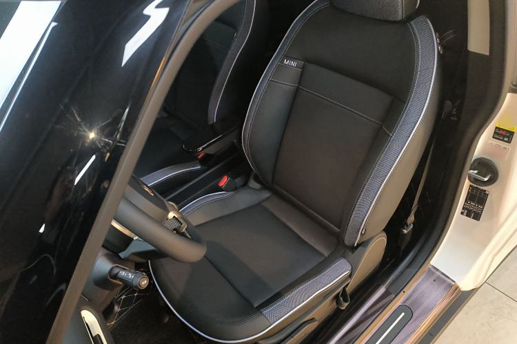 Used  Electric MINI COOPER 2025 456km COOPER E Classic Style