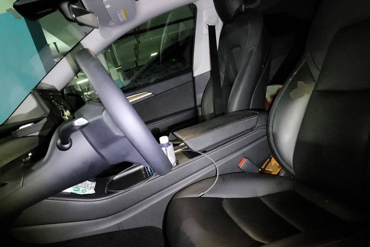 Used Tesla Model Y 2022 Rear-Wheel-Drive Version
