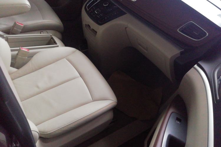 Used Buick GL8 2018 28T Luxury Model China VI Standard