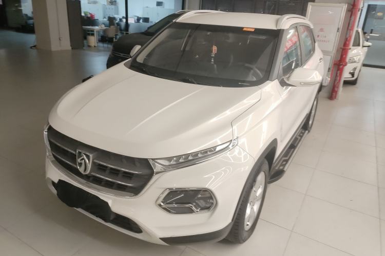 Used Baojun 510 2017 1.5L Automatic Fashion Model