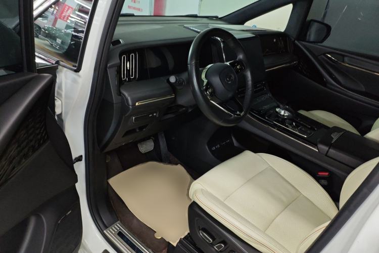 Used GAC Trumpchi M8 2023 Zongshi Series Dual-Motor YuZun Edition
