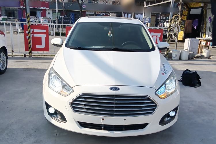 Used Ford Escort 2017 Happiness Edition 1.5L Automatic Fashion Version