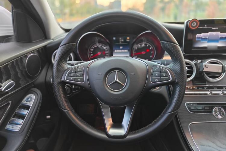 Used Mercedes-Benz C-Class 2015 C 200 station wagon
