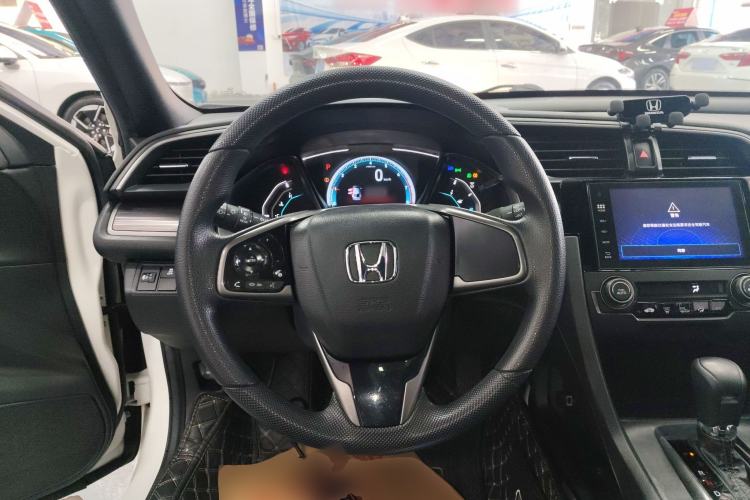 Used Honda Civic 2021 HATCHBACK 220TURBO CVT New Trendsetter