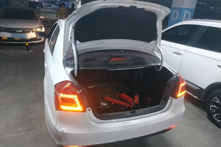 Used Geely Auto Diamond 2016 1.5L Manual Entry-Level Trim