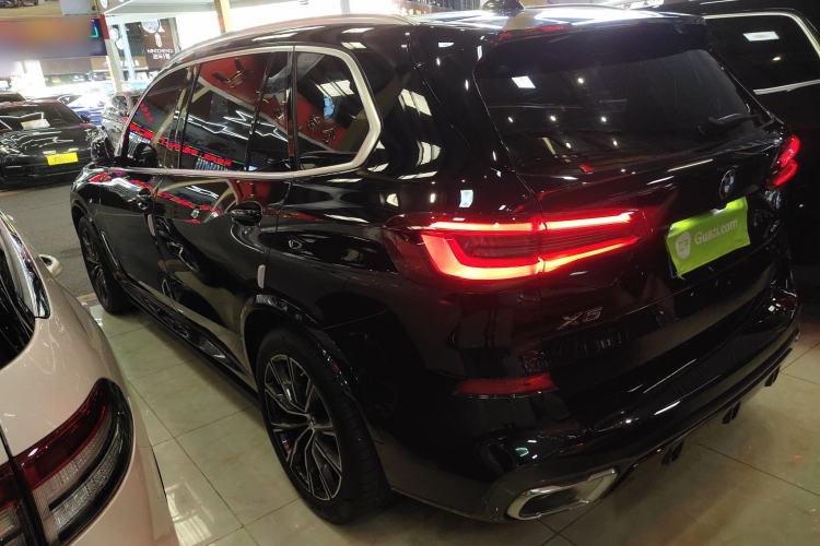 Used BMW X5 2022 Restyled xDrive 30Li M Sport Package
