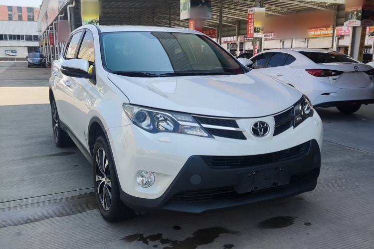 Used Toyota RAV4 2015 2.5L Automatic 4x4 Elite Edition
