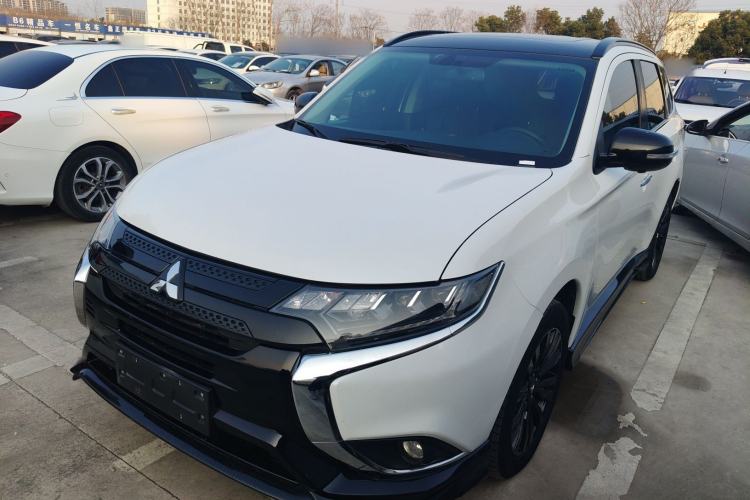Used Mitsubishi Outlander 2021 2.4L 4x4 DynaDrive Edition 5 Seats