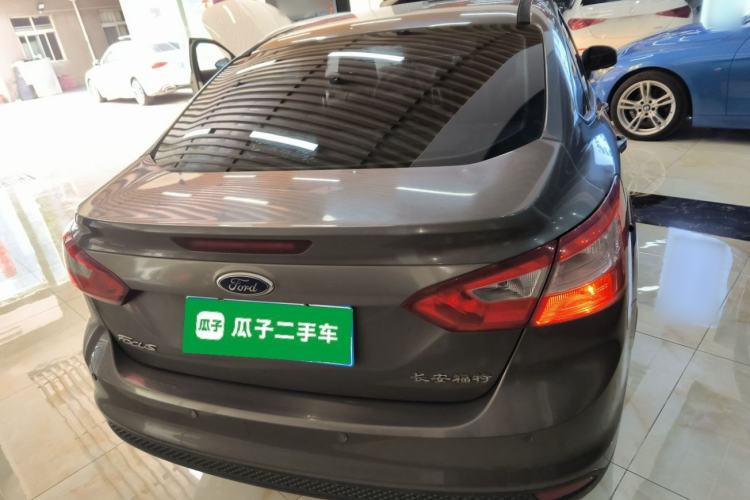 Used Ford Focus 2012 Sedan 1.6L Automatic Comfort Model
