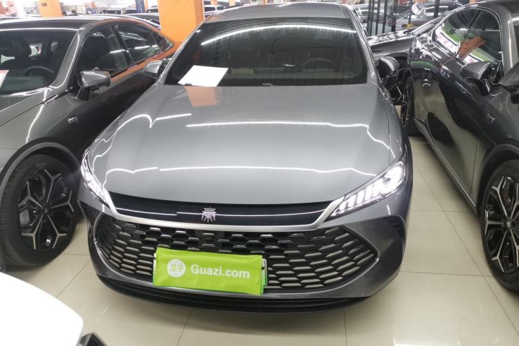 Used BYD Qin PLUS 2025 DM-i Smart Drive 55KM Leading Model
