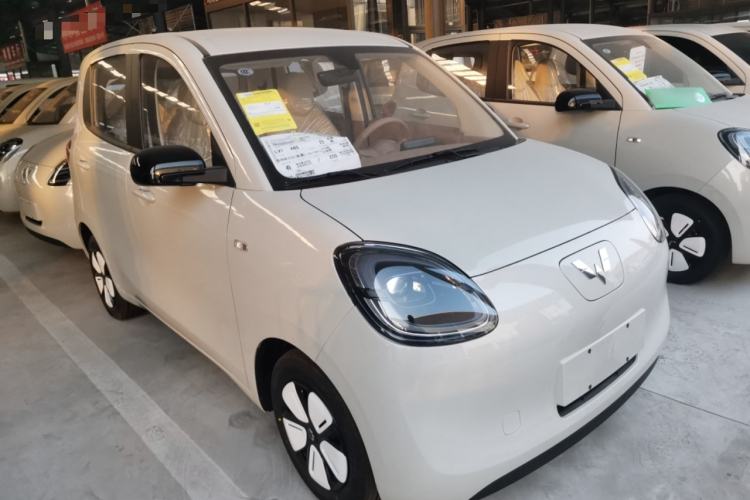 Used Wuling Hongguang MINIEV 2025 Four-Door Version Advanced Edition
