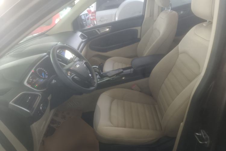 Used Ford Edge 2016 EcoBoost 245 Two-Wheel-Drive Titanium 5-Seater
