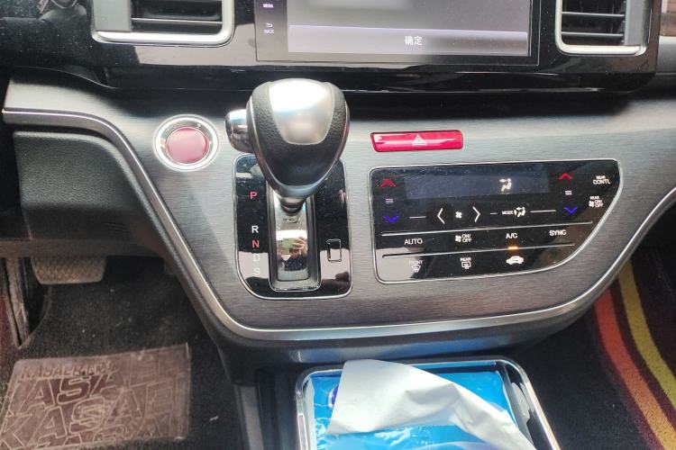 Used Honda Elysion 2016 2.4L Style Edition
