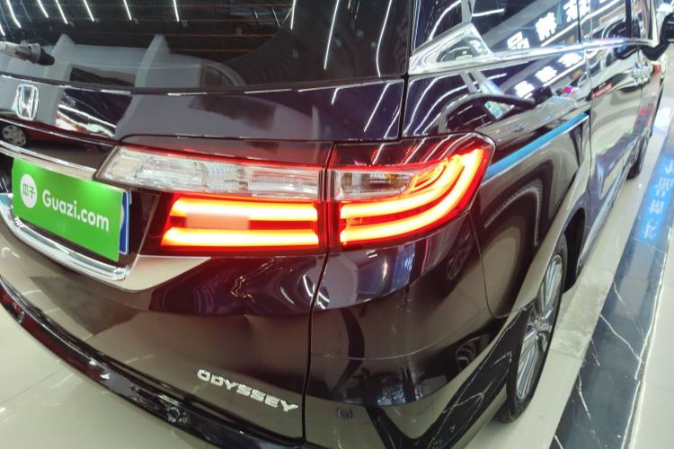 Used Honda Odyssey 2018 2.4L Luxury Edition
