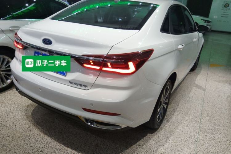 Used Ford Escort 2021 1.5L Automatic Diamond Edition
