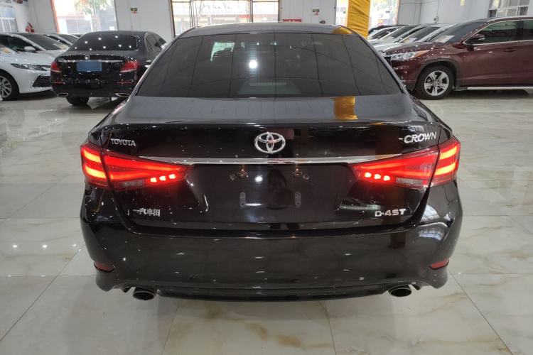 Used Toyota Crown 2018 2.0T Fashion Edition
