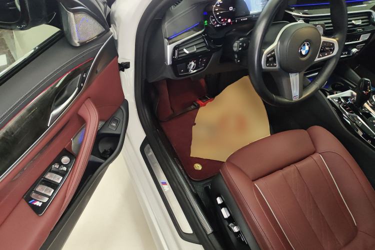 Used BMW 5 Series 2022 Second Facelift 530Li Luxury Version M Sport Package
