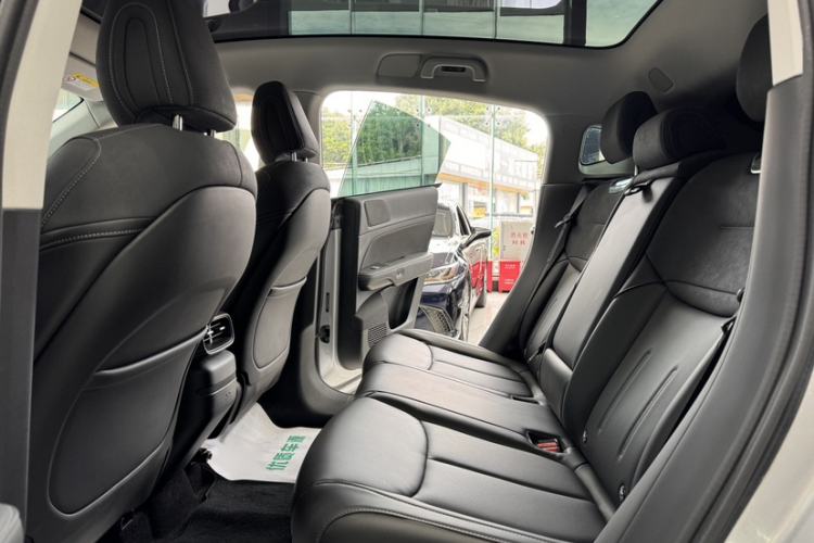 Used XPeng G6 2023 580 Long-Range Pro
