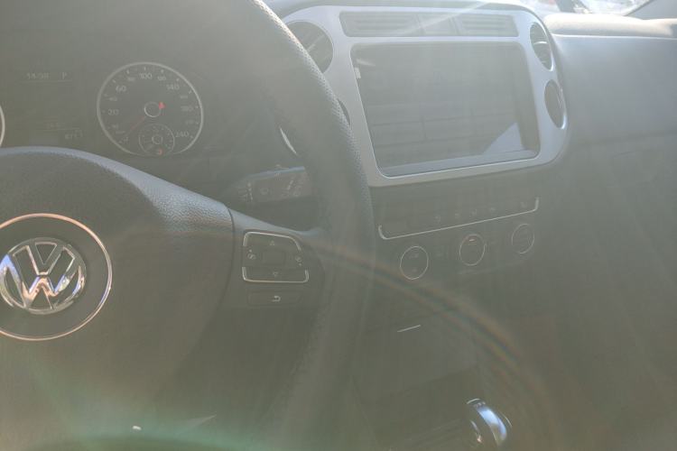 Used Volkswagen Tiguan 2016 280TSI Automatic Two-Wheel Drive Silk Road Comfort Edition
