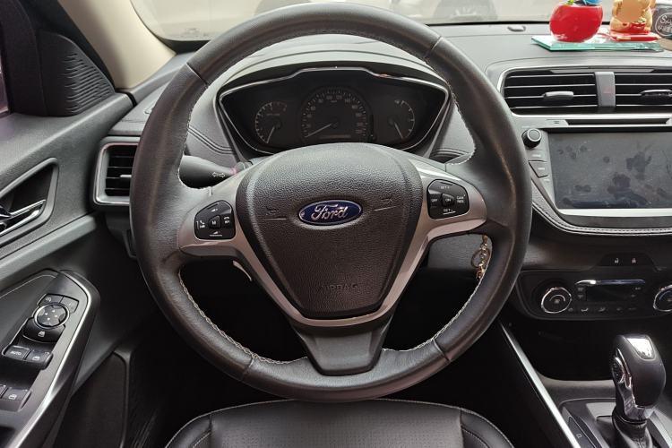 Used Ford Escort 2017 Happiness Edition 1.5L Automatic Fashion Version
