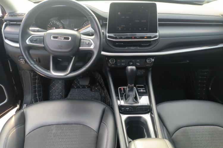 Used  Compass 2021 220T Automatic Leading Edition