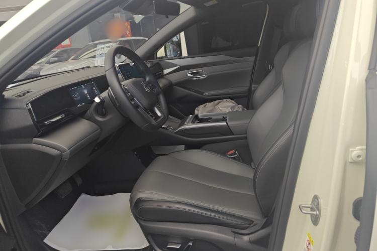 Used BYD Qin L 2025 EV 545KM Beyond Version
