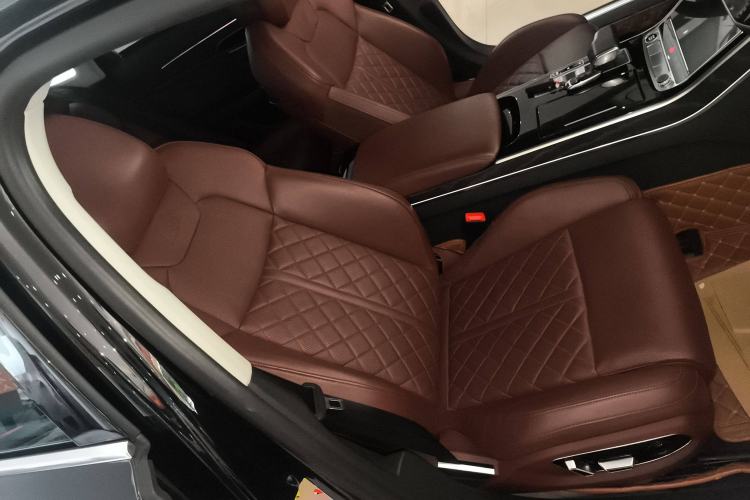 Used Audi A8 2022 A8L 50 TFSI quattro Comfort Edition Collector's Model
