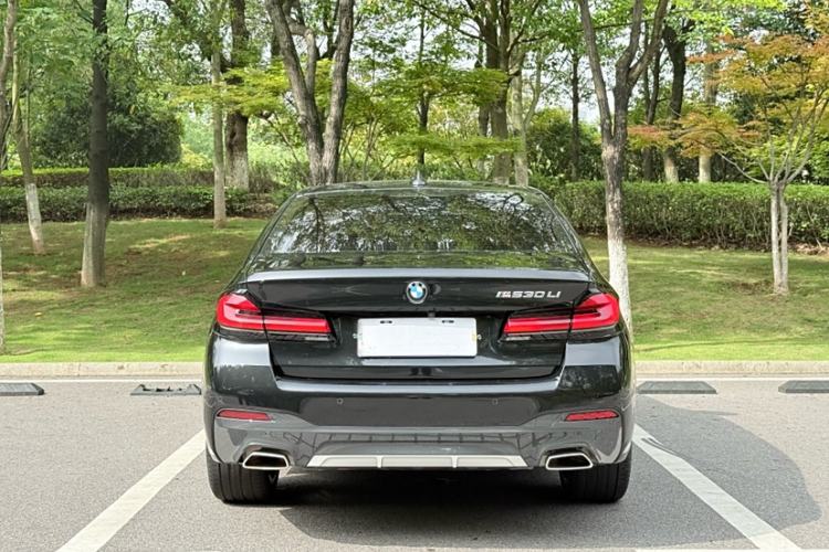 Used BMW 5 Series 2023 530Li Luxury Edition M Sport Package
