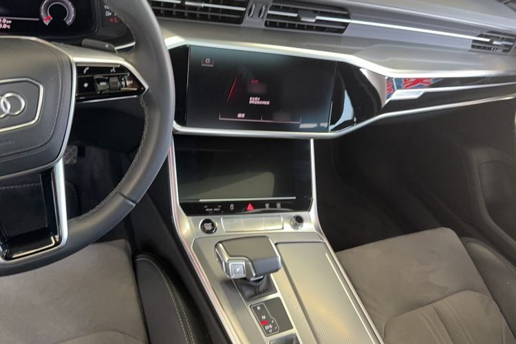 Used Audi A6L 2024 40 TFSI Luxury Dynamic Edition
