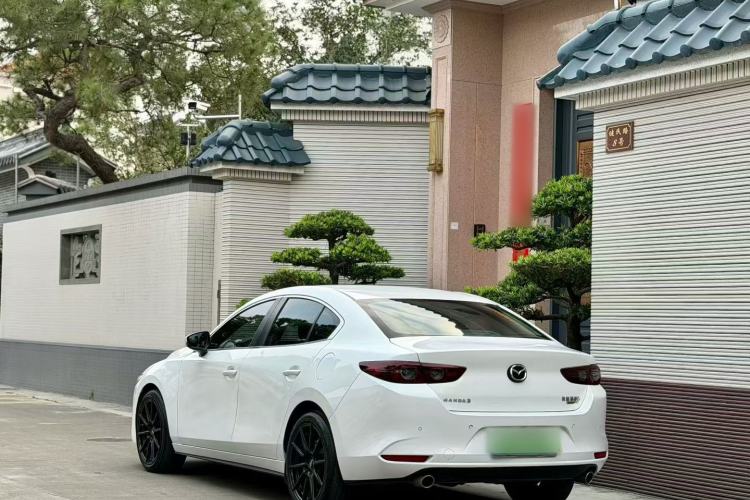 Used Mazda Mazda 3 Axela 2021 2.0L Automatic ZhiXuan Edition