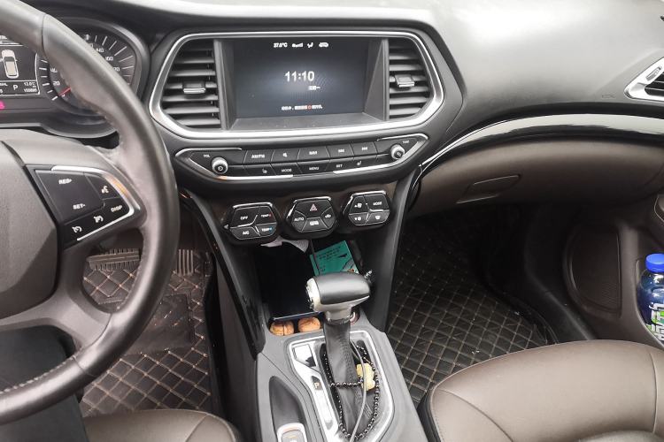 Used GAC Trumpchi GS4 2017 235T Automatic Two-Wheel Drive Luxury Smart Connectivity Version
